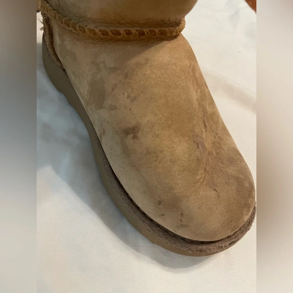 UGG Toddler Classic Weather Boot Size 10 - Picture 8 of 8